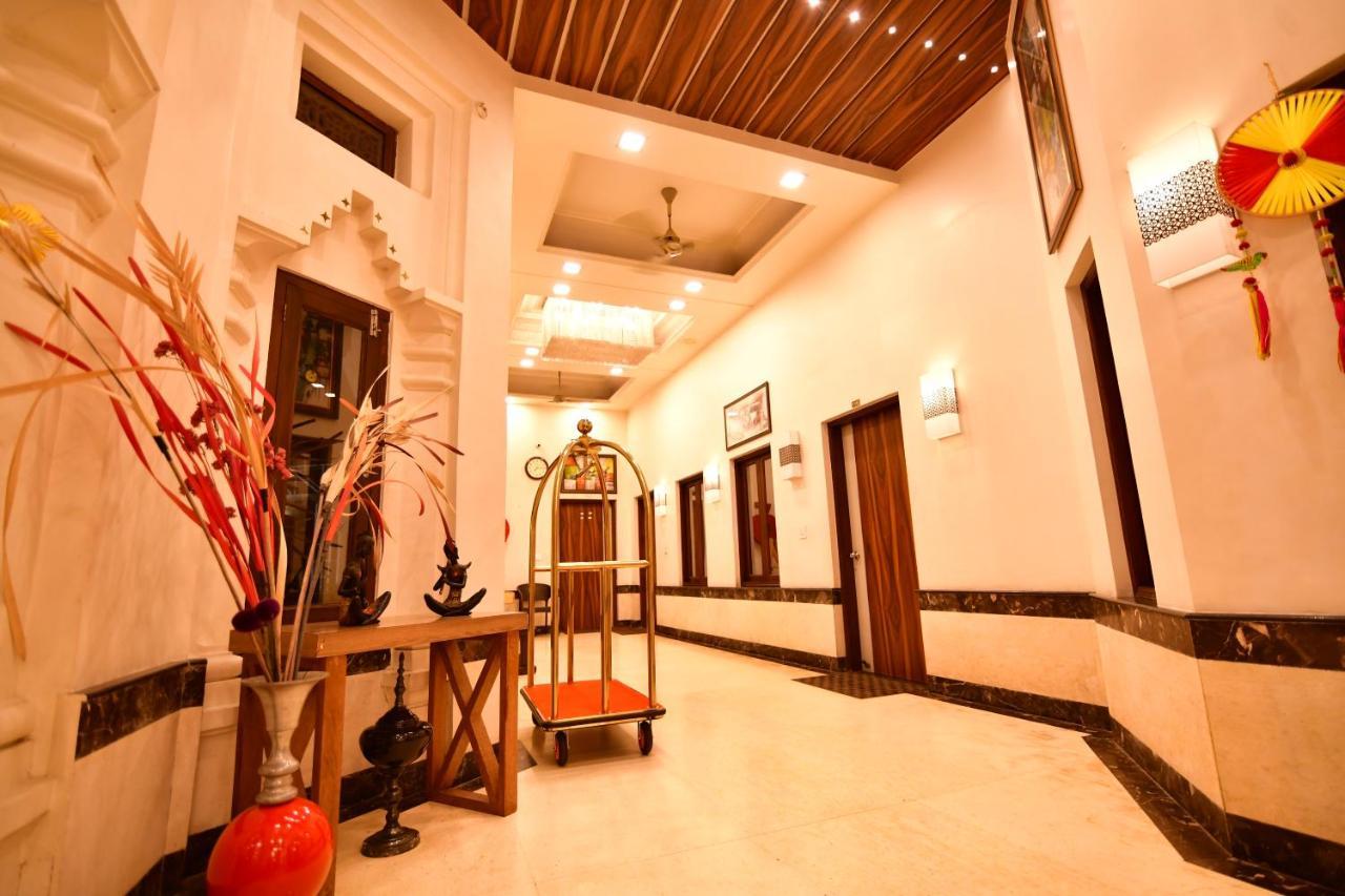 Kamay The Kohinoor Palace - A Heritage Hotel Faizābād エクステリア 写真